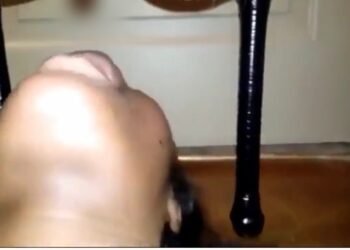 Dubai Porta Potty Confession Video | Dubai Porta Potty Twitter Video