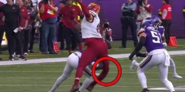 zach ertz injury video