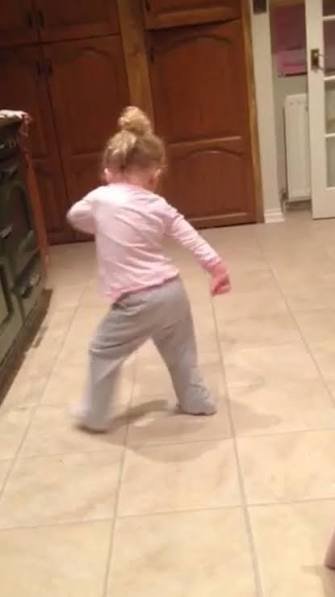 little girl dancing viral video