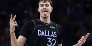 HISTORICAL MOMENT! Cooper Flagg just broke a 46-year-old NBA record