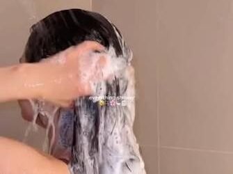 yera shower video